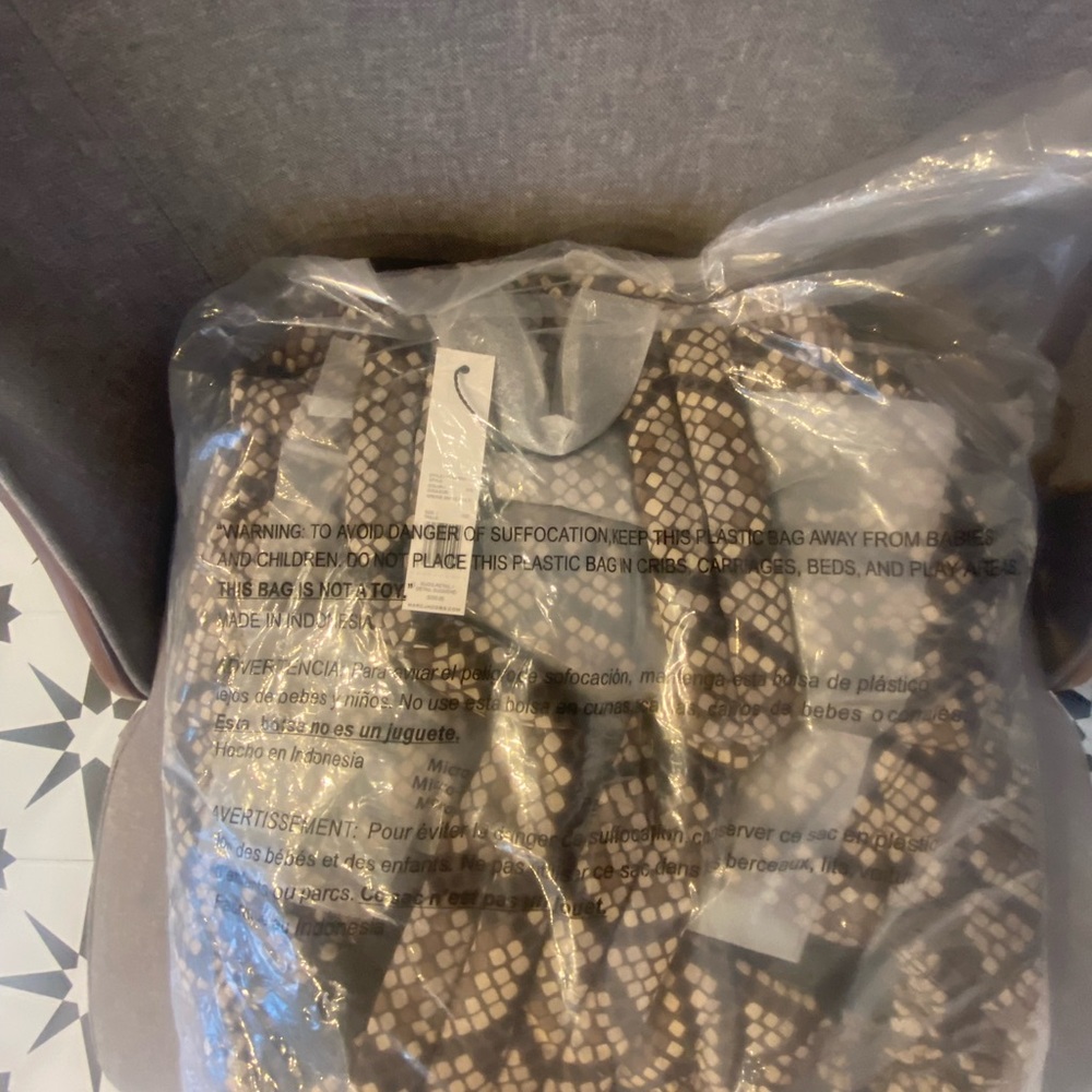 Marc Jacobs Geometric Pattern Backpack - Picture 6 of 6